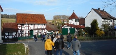Bürger bei der Begehung Knickhagen Bürger bei der Begehung Knickhagen