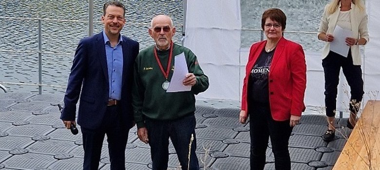 Werner Blankenberg (Bezirksmeister Luftgewehr Auflage Mannschaft Senioren III) Werner Blankenberg (Bezirksmeister Luftgewehr Auflage Mannschaft Senioren III)