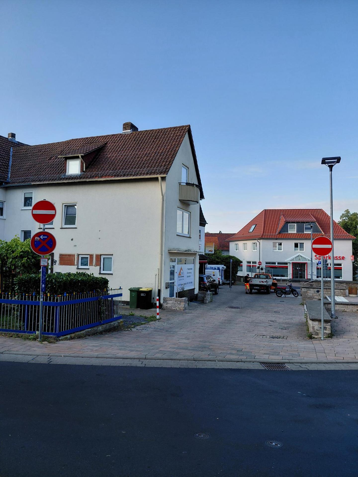 Durchfahrt verboten Ri. Ihringstraße Durchfahrt verboten Ri. Ihringstraße