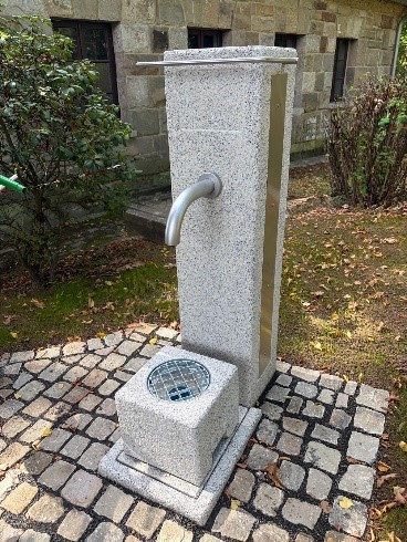 Neue Zapfstelle für den Friedhof Simmershausen Karlstraße 