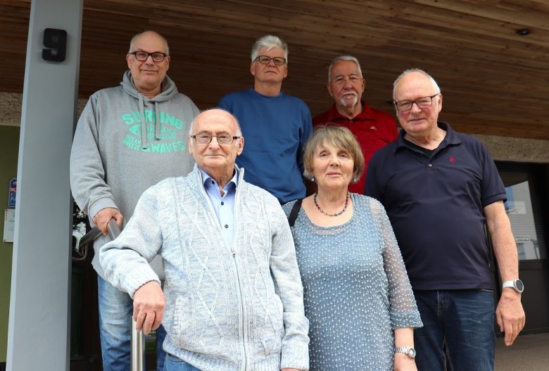 Der Seniorenbeirat der Gemeinde Fuldatal Temmo Dittmer, Karl-Heinz Möhle, Horst Führding, Brigitte Ringeler-Leipholz, Randolph Rauer und Erster Beigeordneter Birgfried Stabernack. Es fehlt: Doris Jagdmann